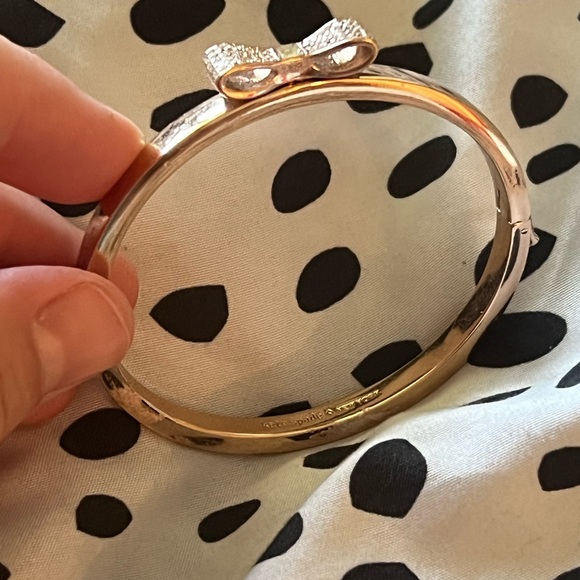 Authentic Designer Kate Spade Rose Gold Bow Hinged Bracelet - Picture 4 of 4
